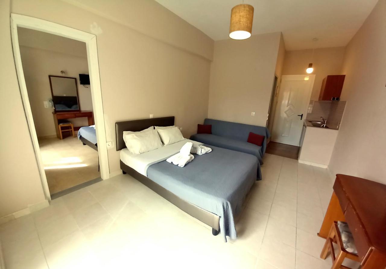 Mare Blu Studios & Suites Laganas Quarto foto