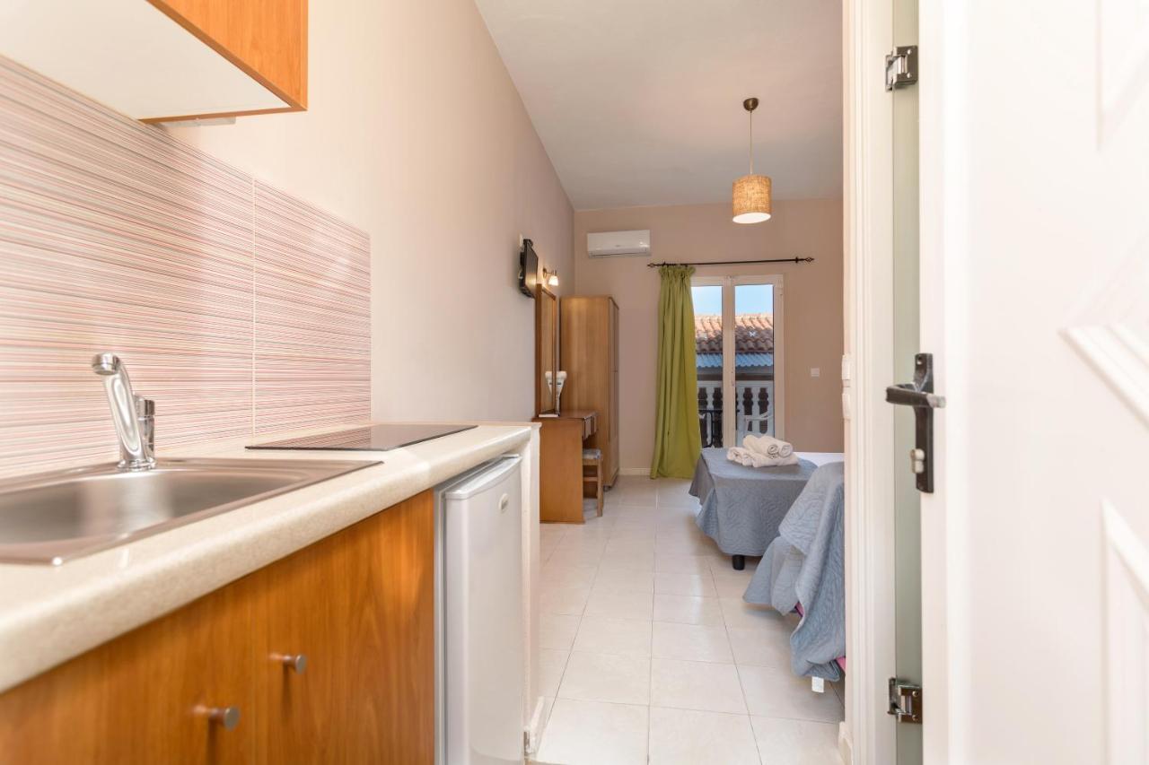 Mare Blu Studios & Suites Laganas Exterior foto