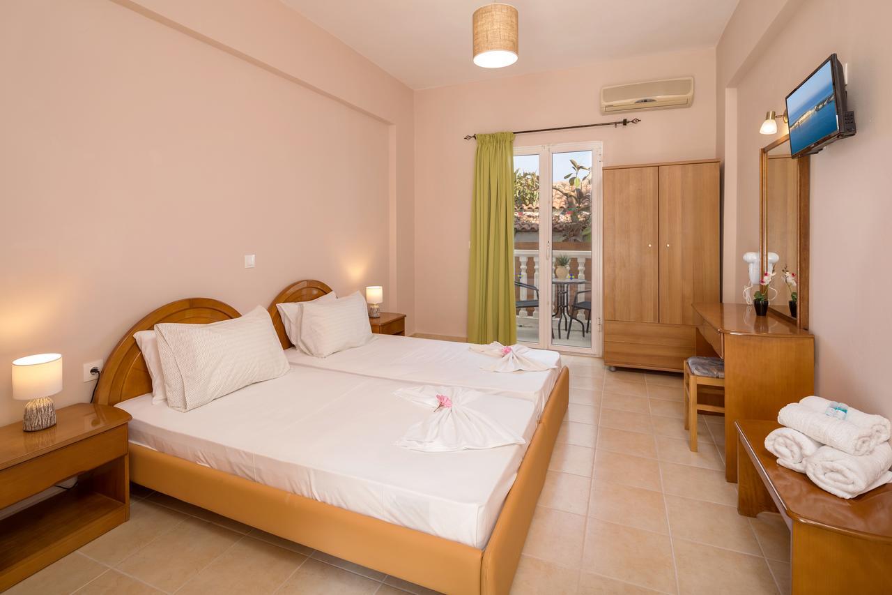 Mare Blu Studios & Suites Laganas Exterior foto